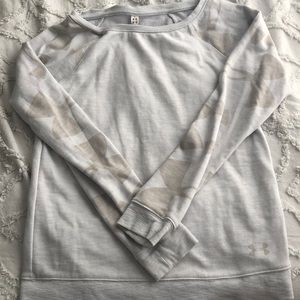 Underarmour sweatshirt